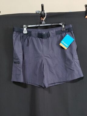 Columbia Women's Walnut River Cargo Shorts In Navy Blue. Size: Large